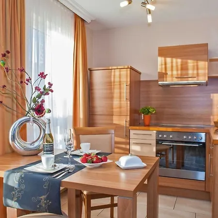 Apartment Strandhaus Aurell, Whg 9 Seitl Meerblick Heringsdorf (Usedom)